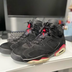 Air Jordan 6 - Red Varsity 2010